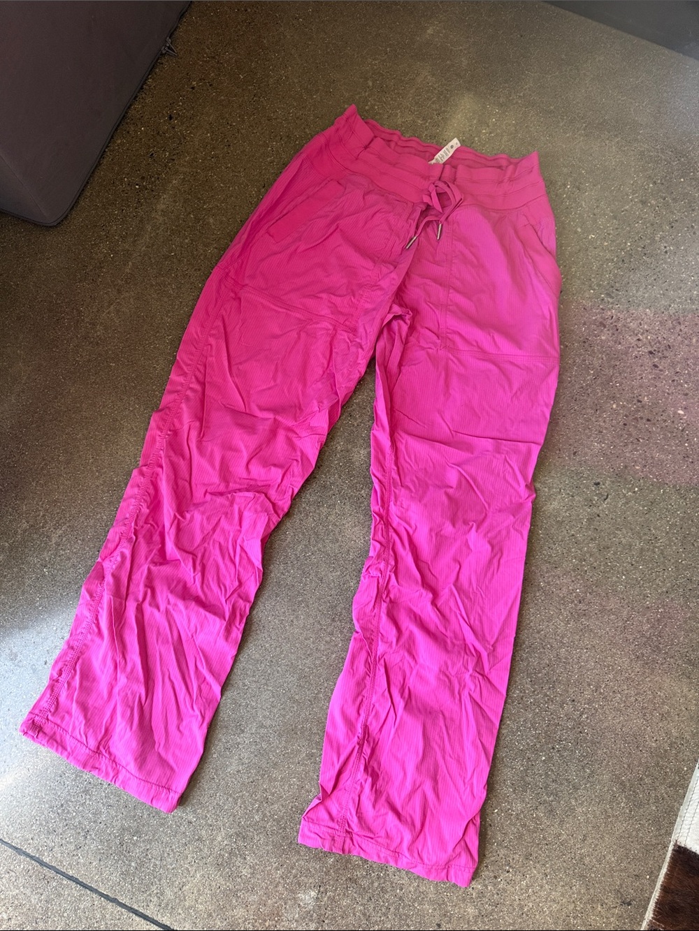 lululemon dance studio Hot Pink pants - Picture 4 of 4